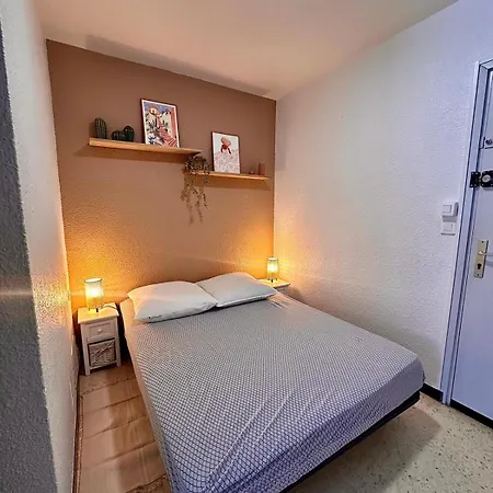 Lejlighed Mode Avec Coin Nuit, Parking Et Ascenseur *